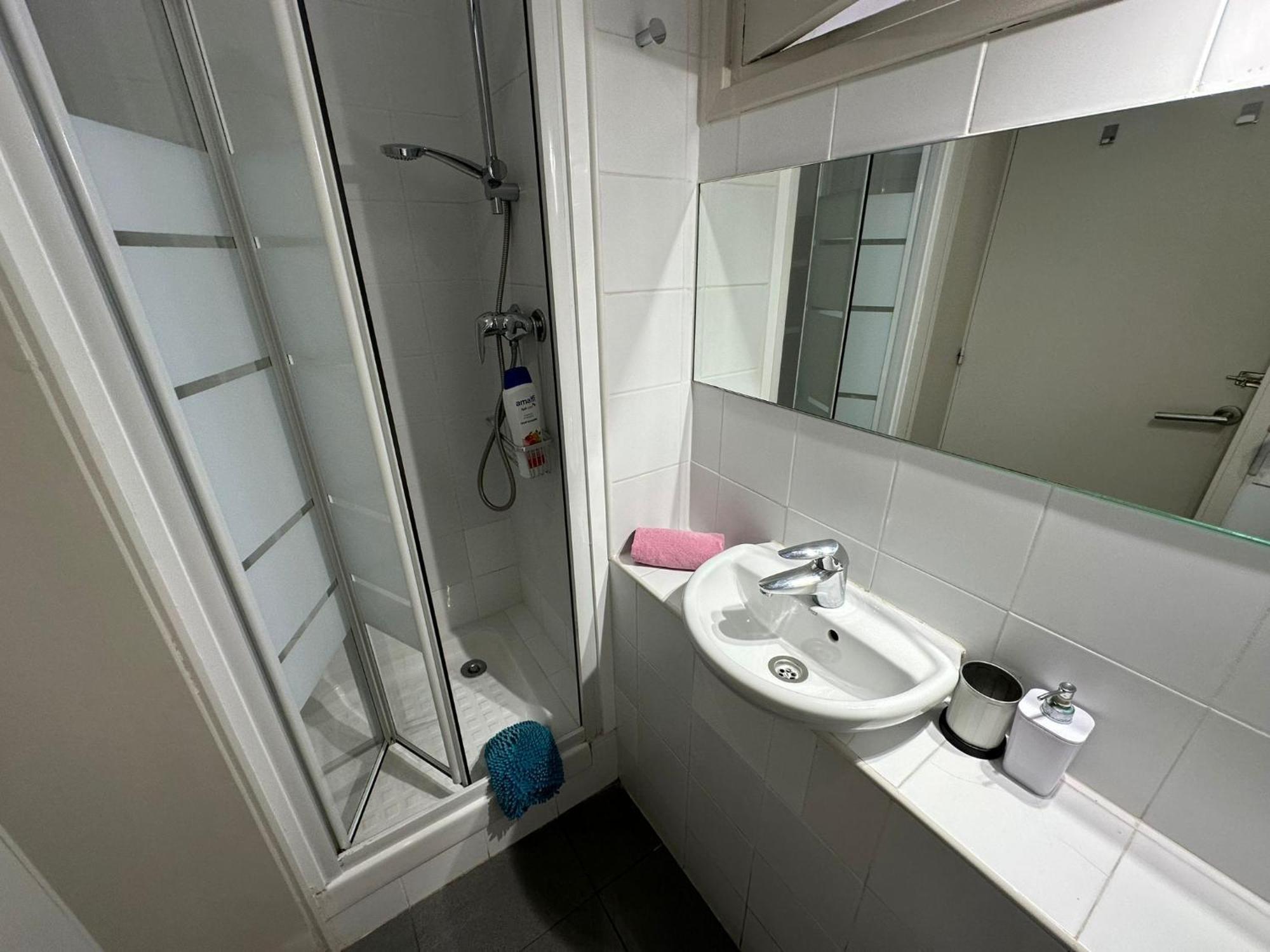 Rooms Rumila Барселона Екстер'єр фото